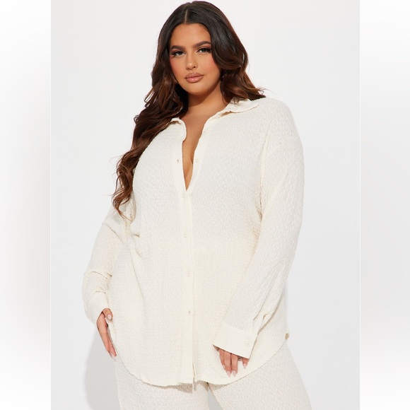 Fly With Me Textured Pant Set - Picture 5 of 7